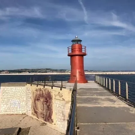 Lole Sulla Via Del Conero Ancona